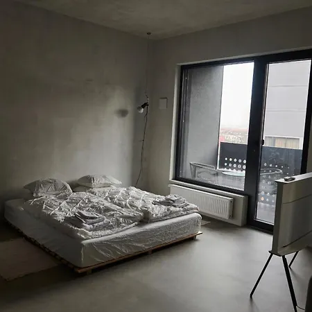 Sloboda By Ellements, Brand New With Free Parking Pozsony