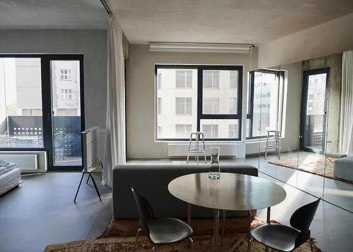 Sloboda By Ellements, Brand New Apartment With Free Parking Apartment *