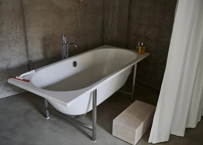 Sloboda By Ellements, Brand New Apartment With Free Parking