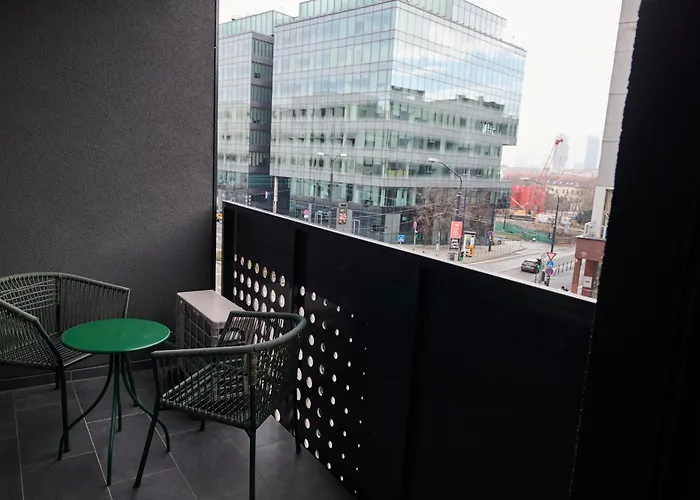 Sloboda By Ellements, Brand New Apartment With Free Parking 아파트 *