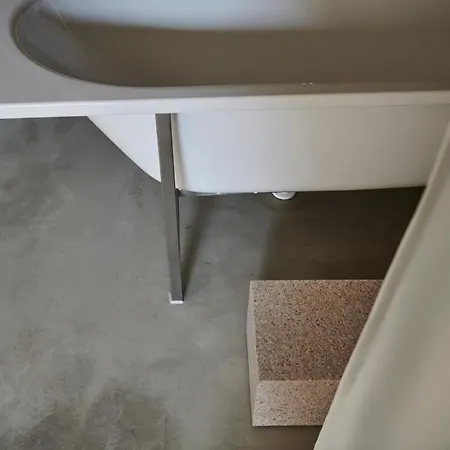 Apartment Sloboda By Ellements, Brand New With Free Parking